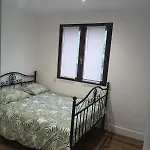 Air-conditioned With Pool Vila *