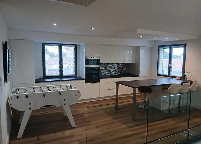 Villa Air-conditioned With Pool *