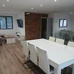 Villa Air-conditioned With Pool *