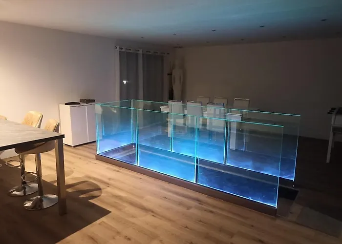 Air-conditioned With Pool * Mèze